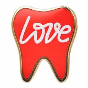 Love Tooth Pin, Valentine’s Day, heart, dental hygienist, dental gift, dentist, dental assistant, enamel pins for scrubs or white coat