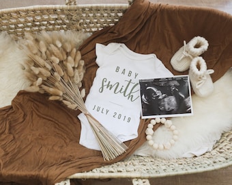 Social Media Pregnancy Announcement, Custom Baby Announcement Calendar, Neutral Pregnancy Announcement, Baby Due Date, Birth Announcement