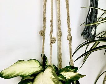 Macrame planter | Hanging planter | Vintage planter