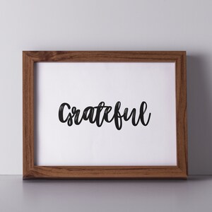 Ideias para o Dia de Ação de Graças, sinal de agradecimento, arte para impressão de agradecimento, sinal de ação de graças, sinal de outono, decoração fofa de outono, impressão de caligrafia, decoração country