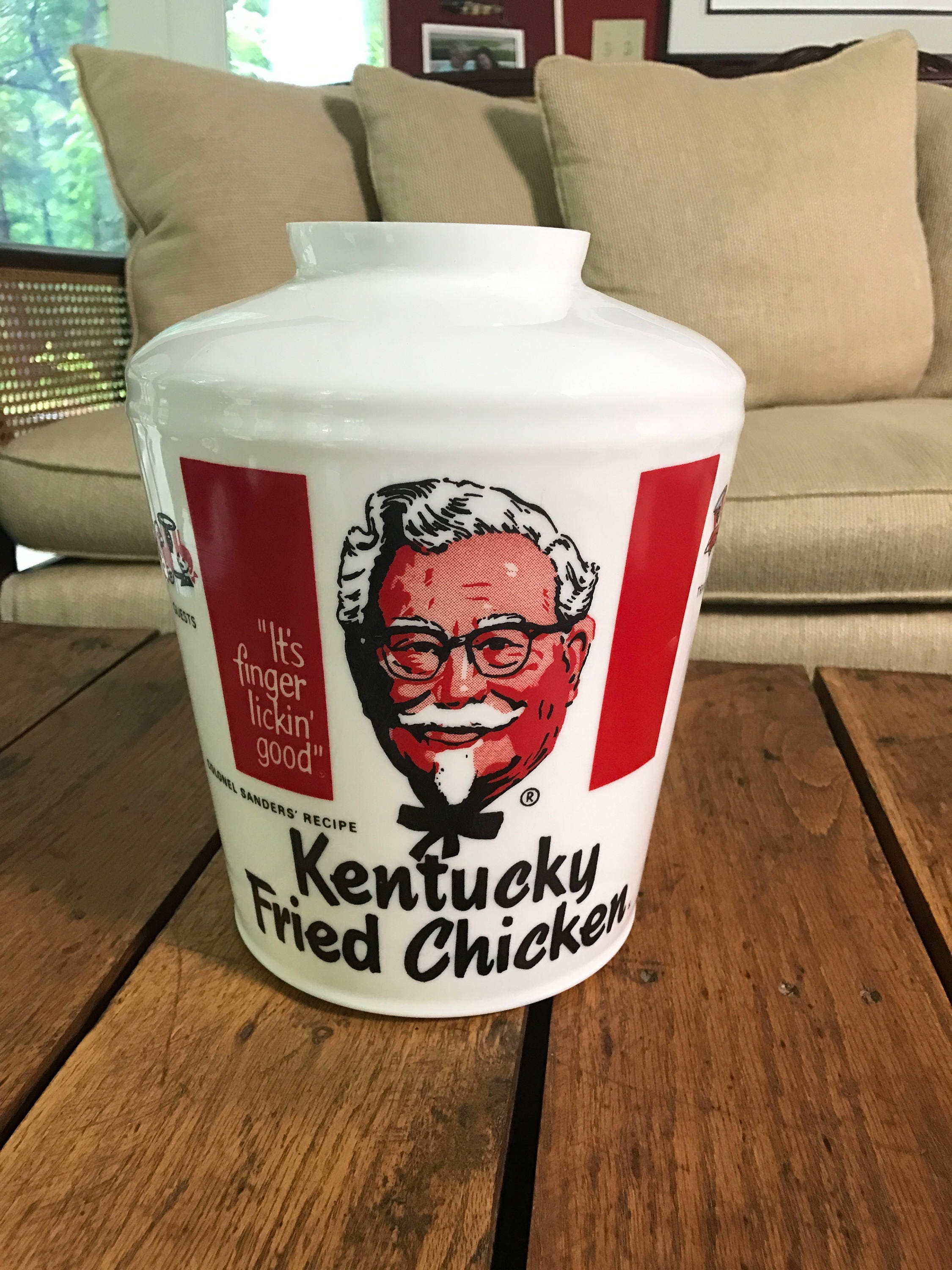 Vintage Kentucky Fried Chicken Bucket Light Glass Globe KFC Shade Vintage Kentucky Fried Chicken Bucket Light Glass Globe KFC Shade