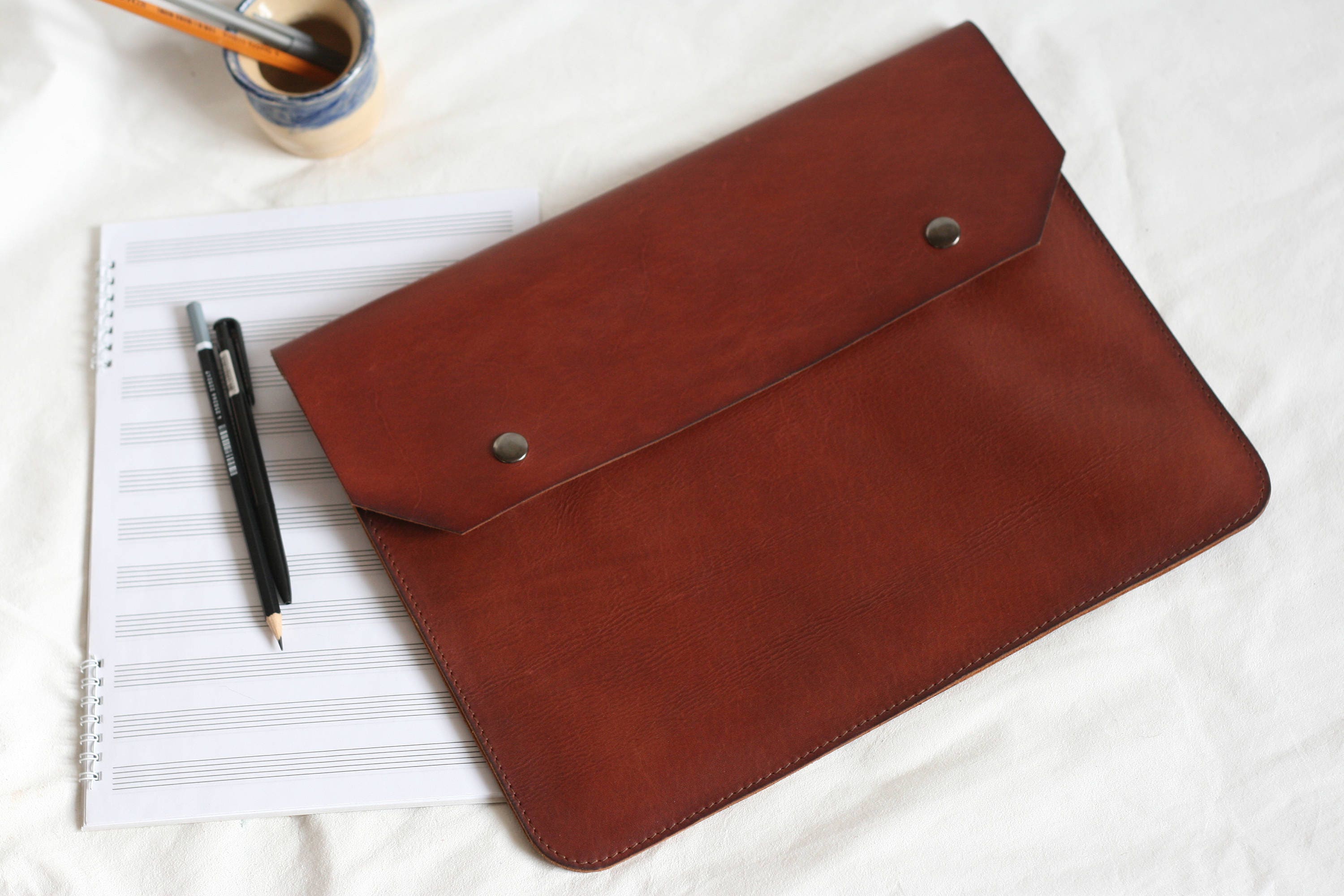Handmade Crazy Horse Leather Folder: Personalized Document Holder A4/A3 ...