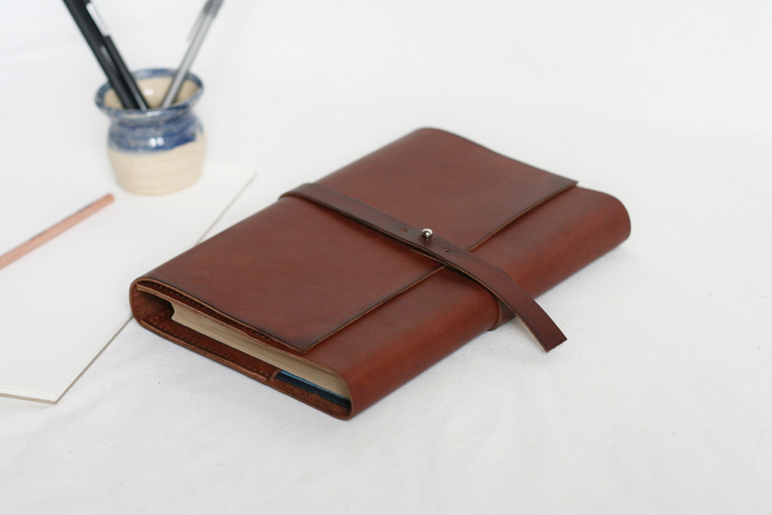 Couverture de livre en cuir fait main Couverture en cuir Etsy