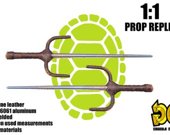 TMNT 1990 Raphael 1:1 Scale Replica Prop Cosplay built by gorilla garage