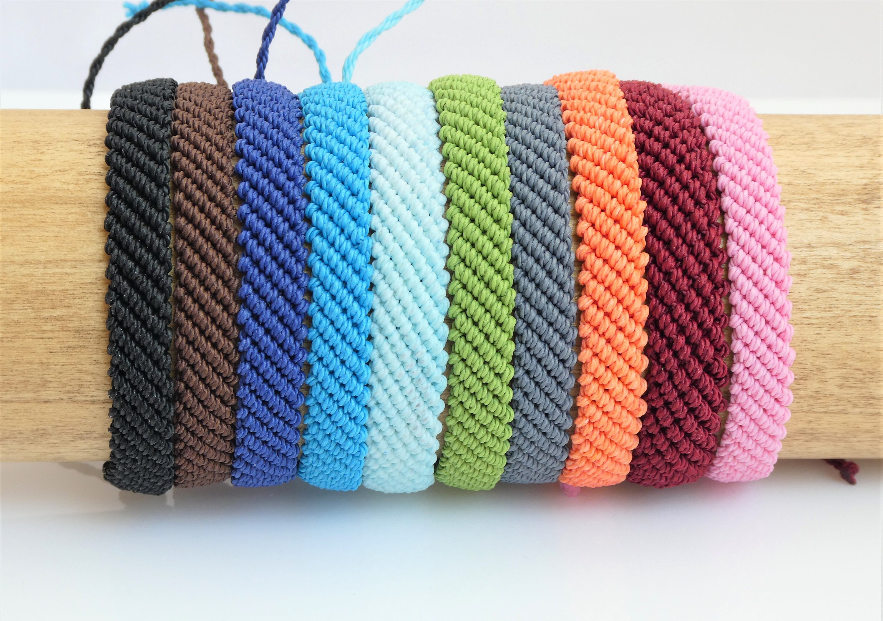 Flat macrame bracelet deals