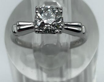 Vintage old European Cut solitaire Natural Diamond estimated weight 0.95 Carat set in Platinum
