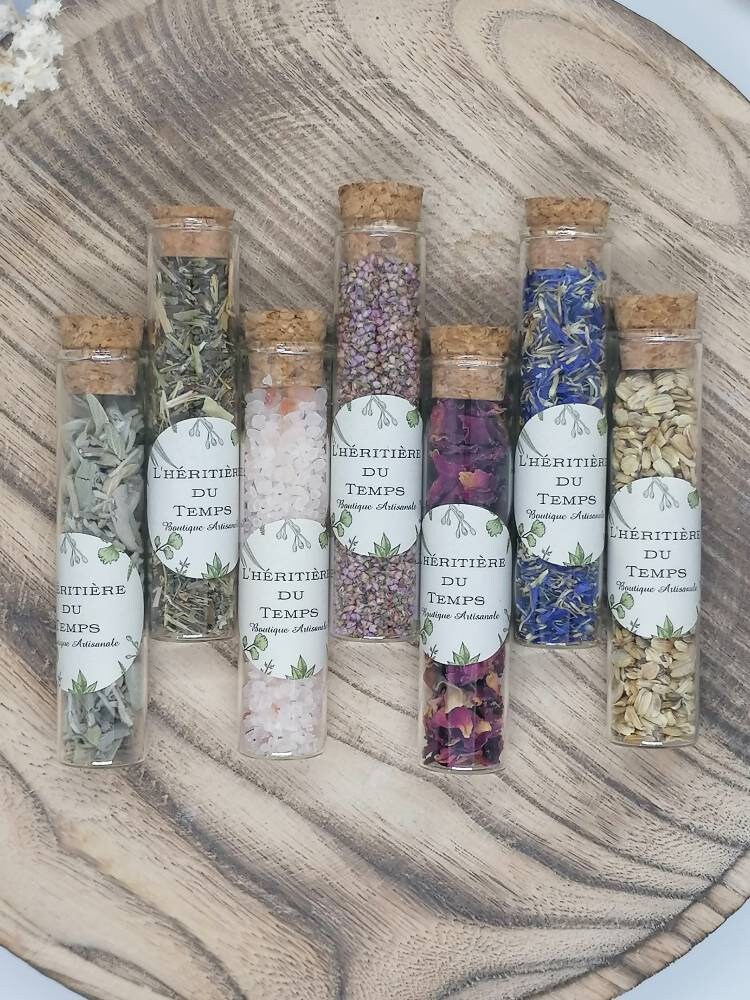 Fiole Fleurs Séchées. Herbal Witch. Wicca. Rituel. Protection. Fiole Magique. Mauvais Œil. Wicca