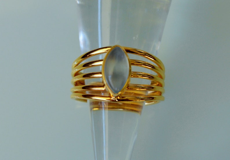 Gold Ring Edelstein Chalcedon Marquise zierlich blau Statement Handarbeit Größe 59 Bild 1