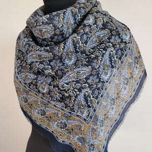 Paisley Blue Brown Wool Shawl/Scarf 30&quot; made in Italy,Never Used Vintage