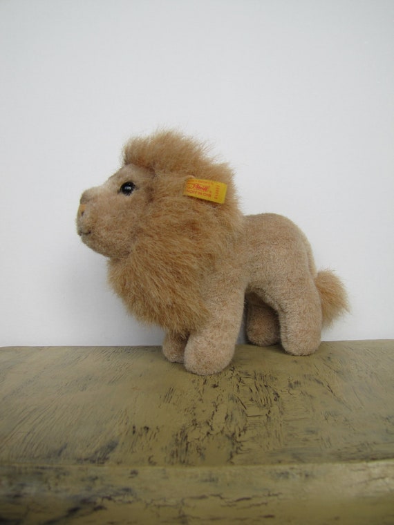 leo the lion teddy