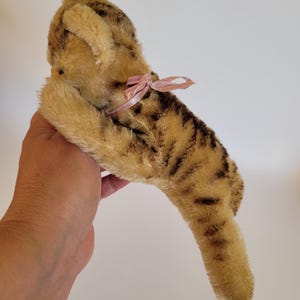 Steiff Floppy Kitty Mohair Cat Stuffed Toy,Sleeping Cat Plush Vtg 1960s  8&quot;,no ID