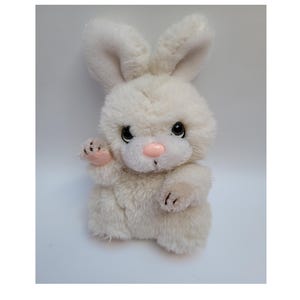 Applause Cute Begging Bunny  Plush Stuffed Toy with Label,1986