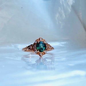 Vintage inspired Green Sapphire Engagement Ring Round Sapphire Ring 14k Rose Gold, Multi Stone Ring Unique Sapphire Ring Elegant Ring image 2