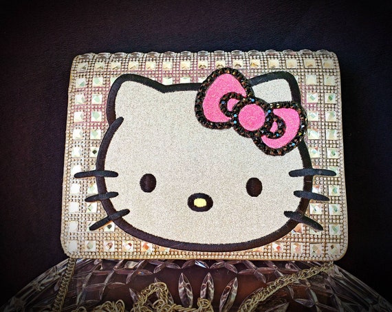 hello kitty small purse
