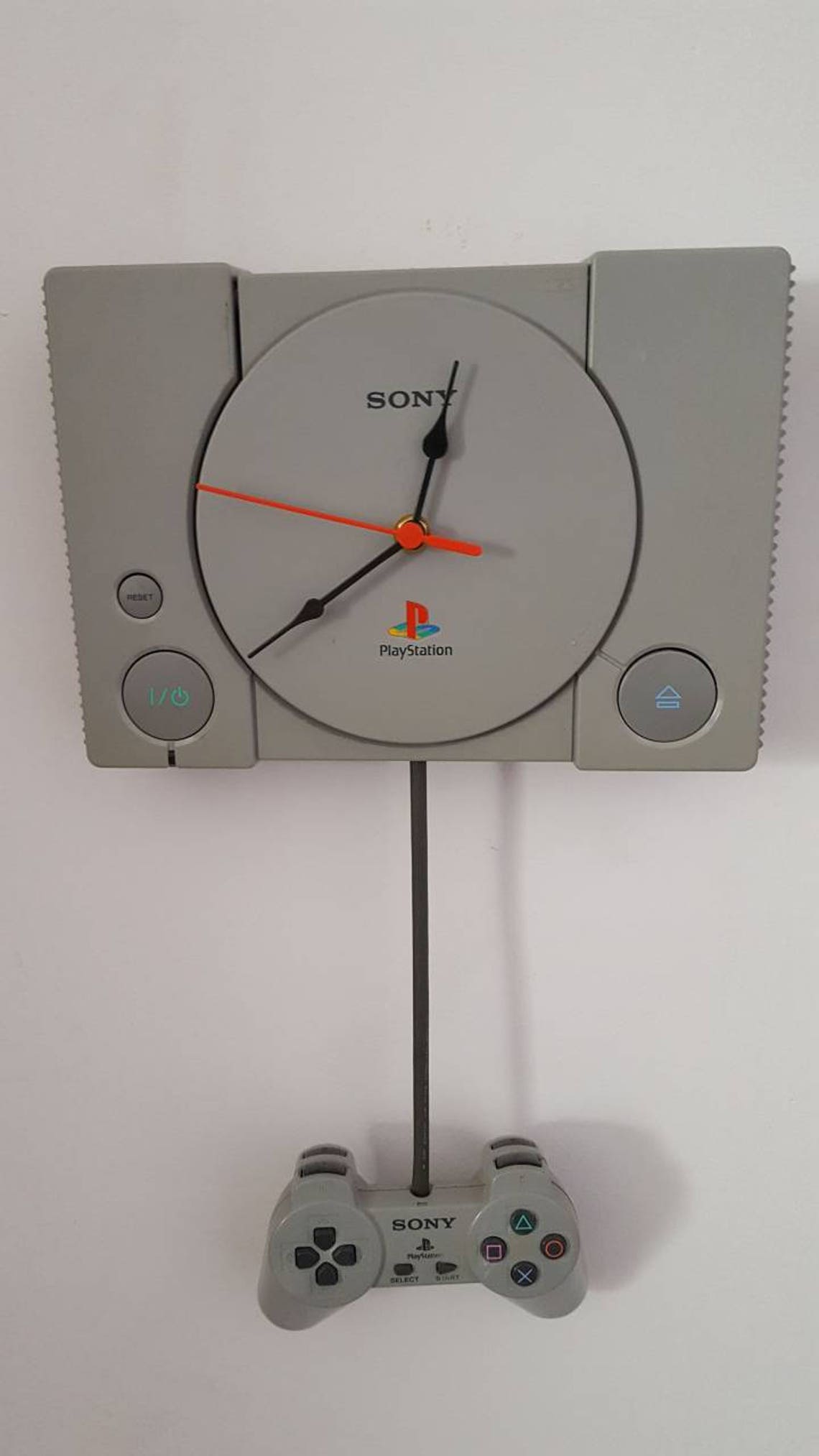 часы playstation 1