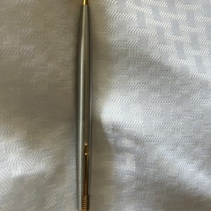 Vintage Parker 45 flighter fountain pen image 2