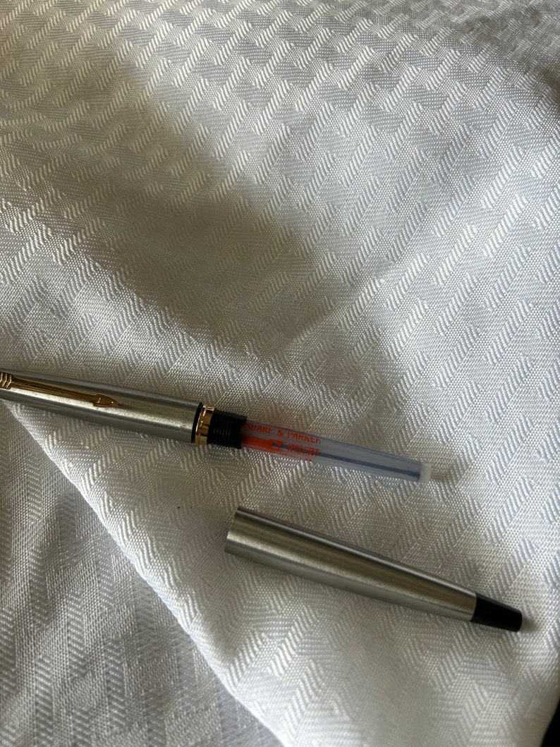 Vintage Parker 45 flighter fountain pen image 3