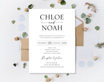 Op de afbeelding: Een witte huwelijksuitnodiging met zwarte tekst, met de namen "Chloe" en "Noah". De uitnodiging bevat de datum, tijd en locatie van de ceremonie, samen met RSVP-informatie. Het ontwerp is minimalistisch met bloemaccenten.
