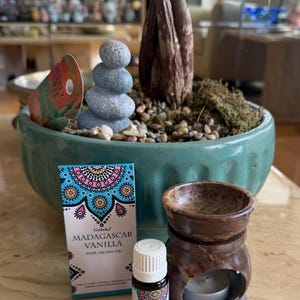 Soapstone aroma lamp diffuser for fragrance oil wax melts.