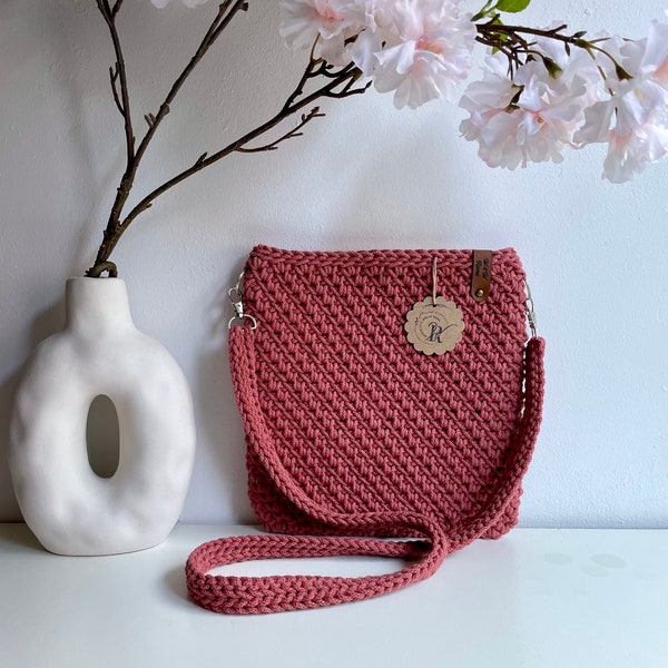 Crossbody Bag “Tanja” Medium, crochet bag, handbag with shoulder strap, crocheted, Bobbiny