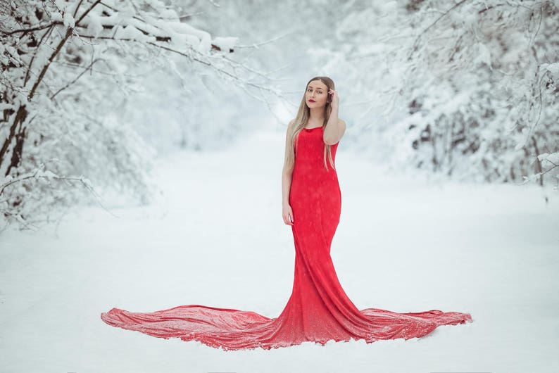 red winter maternity dress