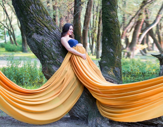 Disney Princess Maternity Dress Snow White Inspired Princess Etsy Disney Princess Maternity Dress Snow White Inspired Princess Etsy