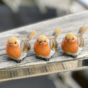 3 Pot Topping Robin Bird Garden Ornaments image 10