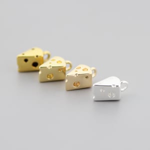 6PCS Brass Cheese Pendant: 14K Gold-Plated Charm (11x6.5x5.5 mm)