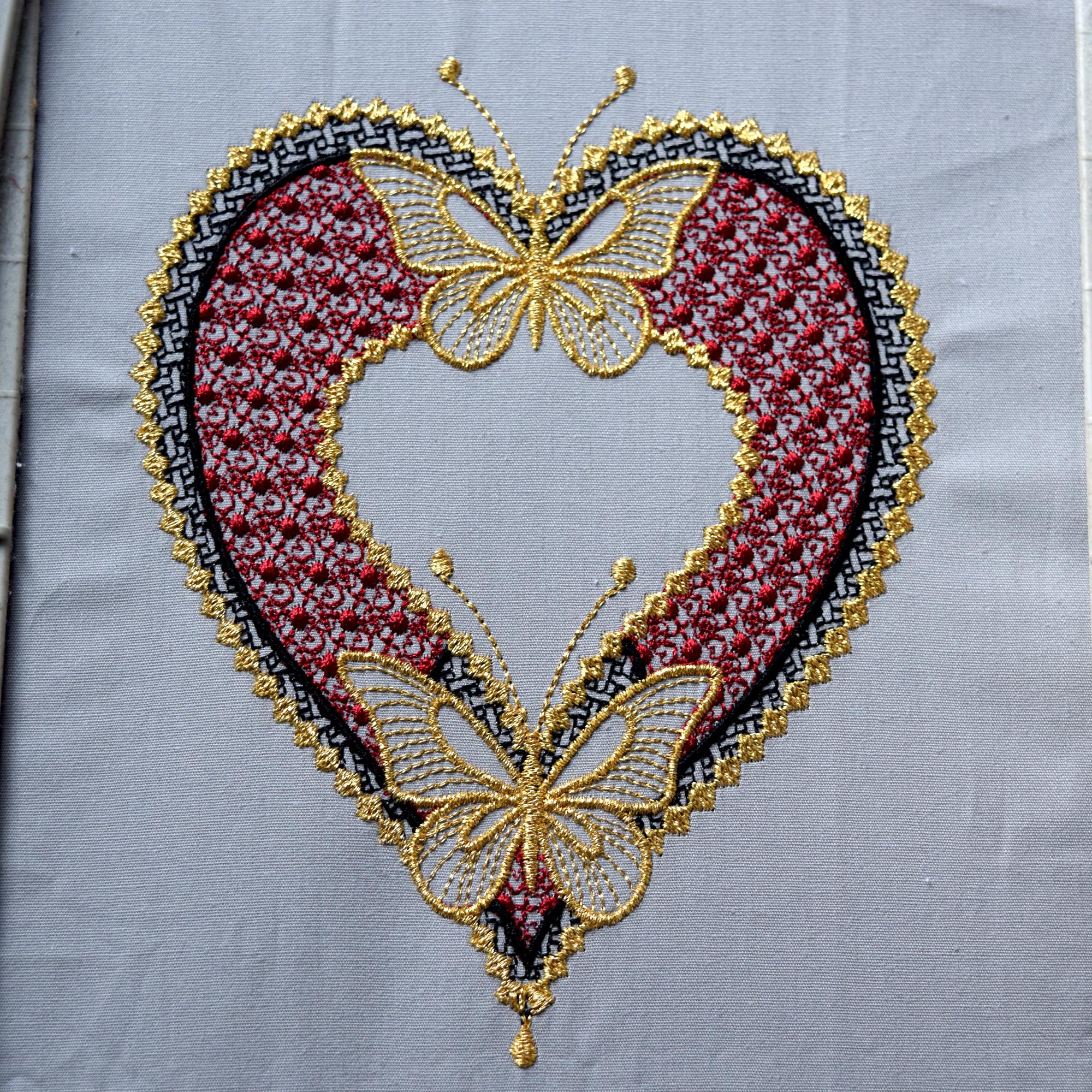 Stunning Elegant Heart Embroidery Design Machine Embroidery of Lace ...