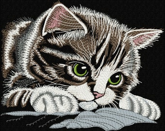 Cat Portrait Embroidery Machine Embroidery of Realistic Animal Cute Kitten