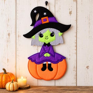 Halloween Witch ITH Embroidery Design – In-the-Hoop Applique Machine Embroidery Wall Decor – Festive Quilt Design with Pumpkin