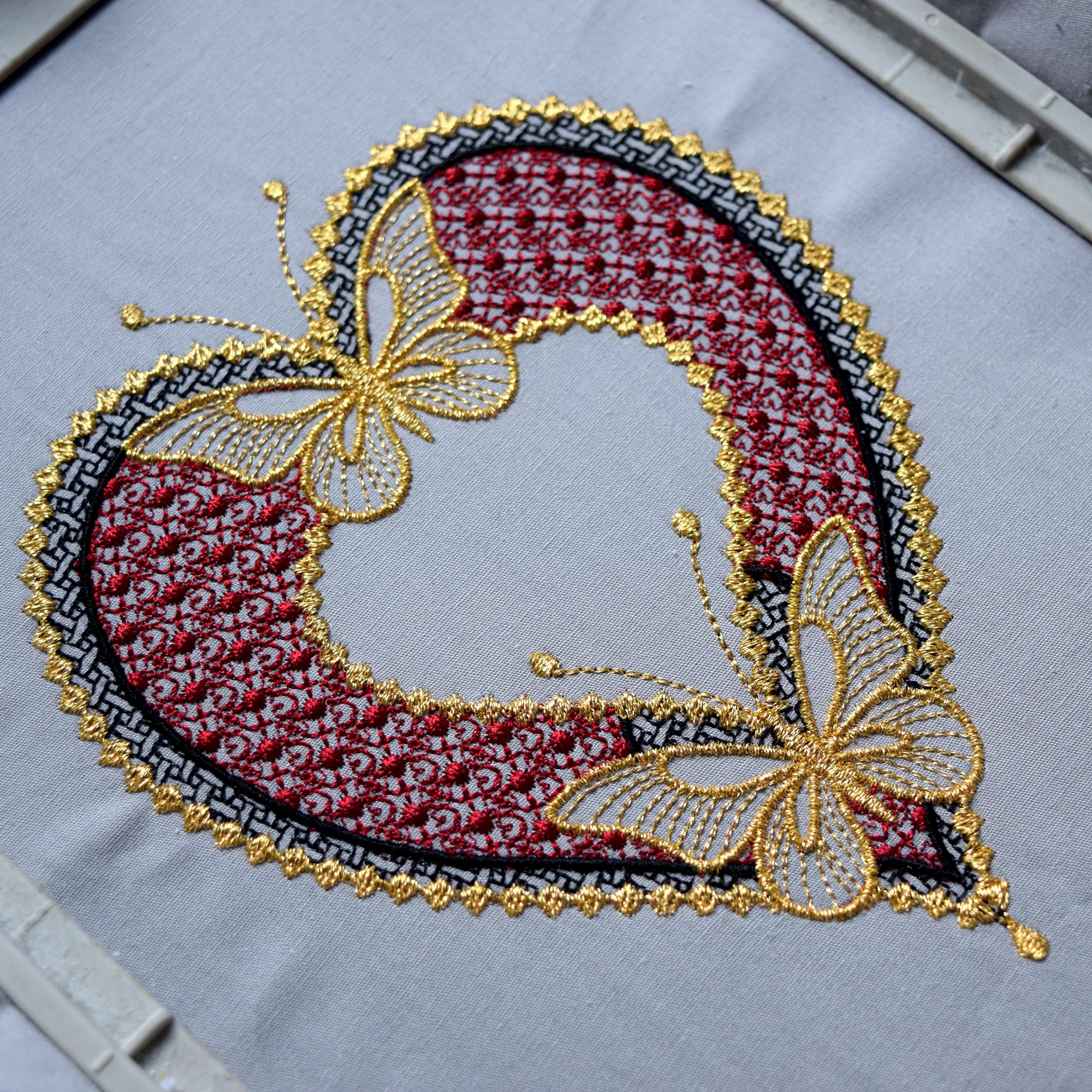 Stunning Elegant Heart Embroidery Design Machine Embroidery of Lace ...