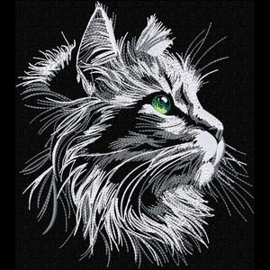 Può includere: Ritratto ricamato di un gatto in bianco e nero. Il gatto è raffigurato di profilo, con occhi verdi brillanti e lunghi baffi. Il ricamo evidenzia la consistenza della pelliccia, creando un effetto realistico su sfondo nero.