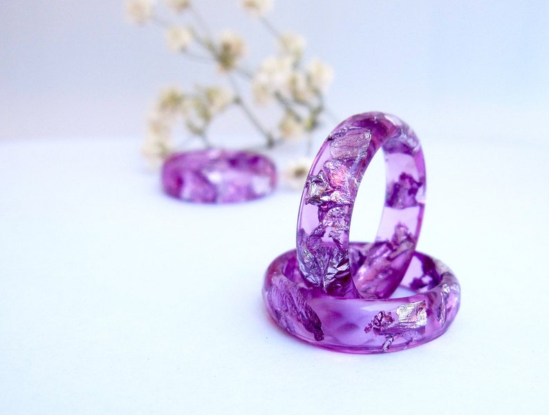 Eco Resin Jewelry Gifts for Women Silver Flakes Stacking Resin Ring Violet Ring Violet Faceted Ring Minimal Resin Ring