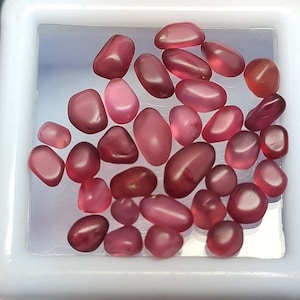 RED SPINEL Gemstone Rough :- 9.20 Ct Natural Non Heated  VVS Quality Mogok Pigeon Blood Red Spinel Rough Set Of 32 Pieces For Jewelry