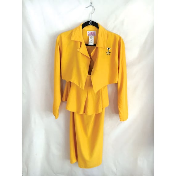 1990s light cropped jacket by flamingo / size medi