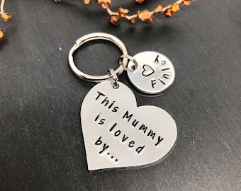 gift for mummy, mummy gift, personalised gift, Christmas day gift, mummy keyring, Birthday gift, personalised keyring, handstamped gift