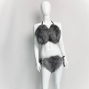Bikini in vera pelliccia d&#39;argento con coulisse elasticizzate, bikini in pelliccia naturale, bikini in pelliccia d&#39;argento, bikini in pelliccia, Top in pelliccia