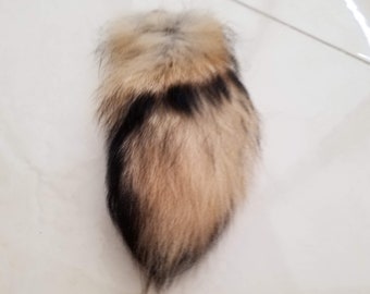 Large  raccoon tail, fox, tail, yellow raccoon  tail, fur tail, raccoon fur, fox tail, real raccoon tail, real raccoon fur
