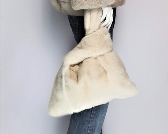 Real mink fur handbag whith beige mink