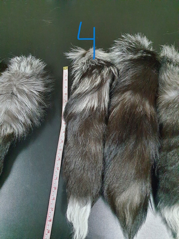 XXXL シルバーフォックステール 超ふわふわで大きい 22 インチ/55 cm