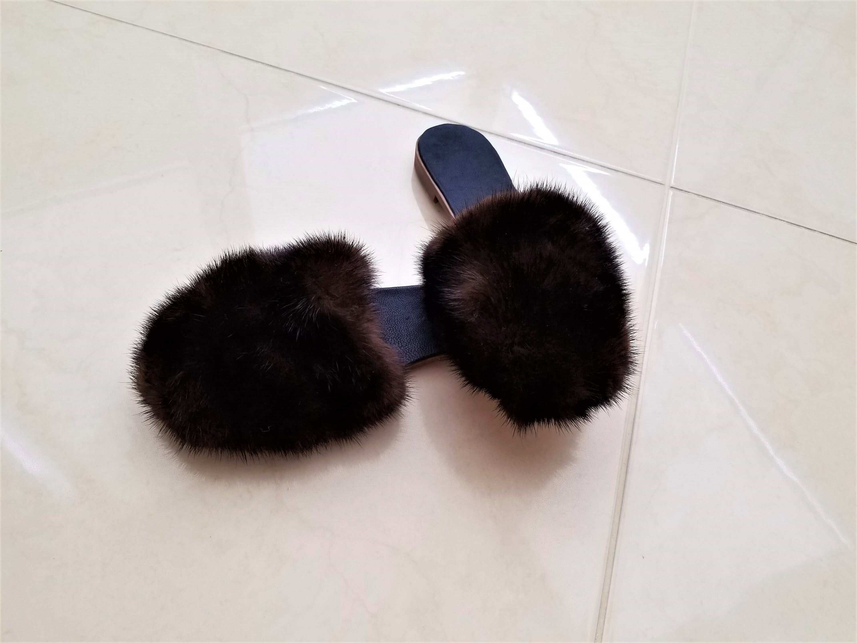 fur mules