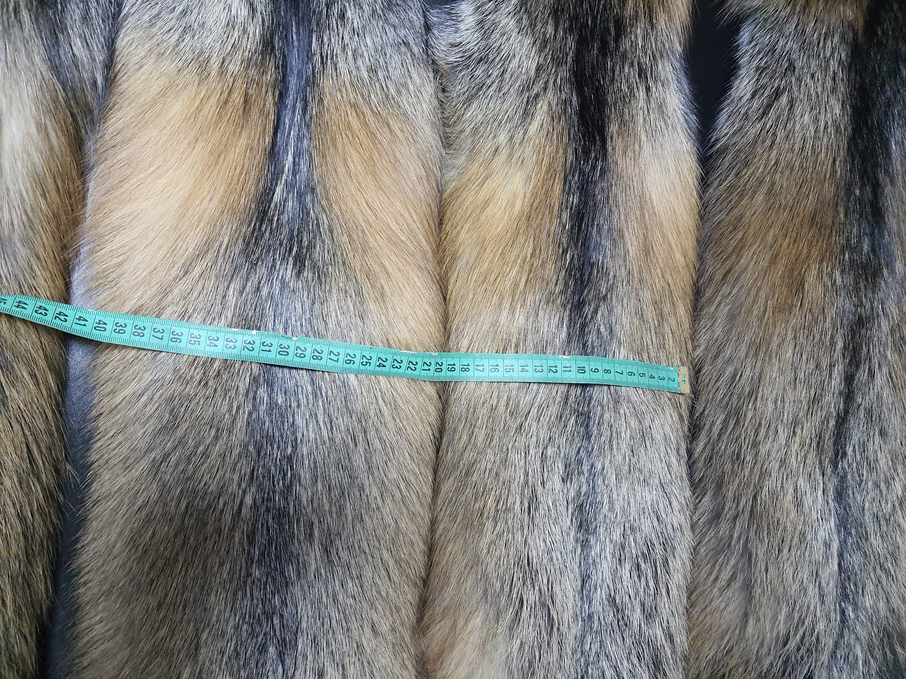 クロスフォックスの毛皮、キツネの毛皮、キツネの毛皮、キツネの毛皮