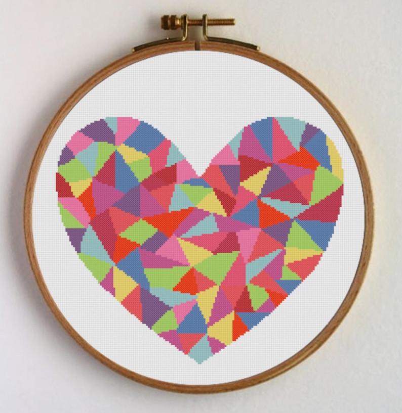 Heart pattern cross-stitch. Cross stitch heart triangle of colors ...