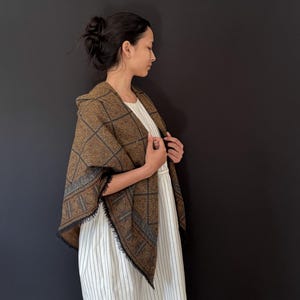 French Vintage Shawl, Wool Jacquard Wrap in Autumnal Tones, One Size