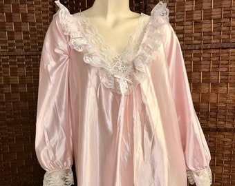 Size L Large Hago Nightgown Nightie Made in Canada Long Vintage Pink White Lace Feminine Sleepwear Boudoir