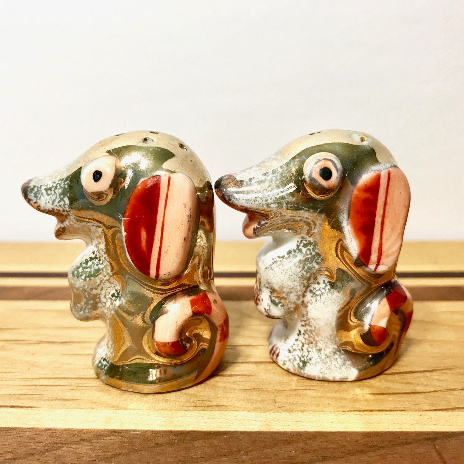 Salt & Pepper Shakers Vintage Made in Japan Begging Dog Salt and Pepper