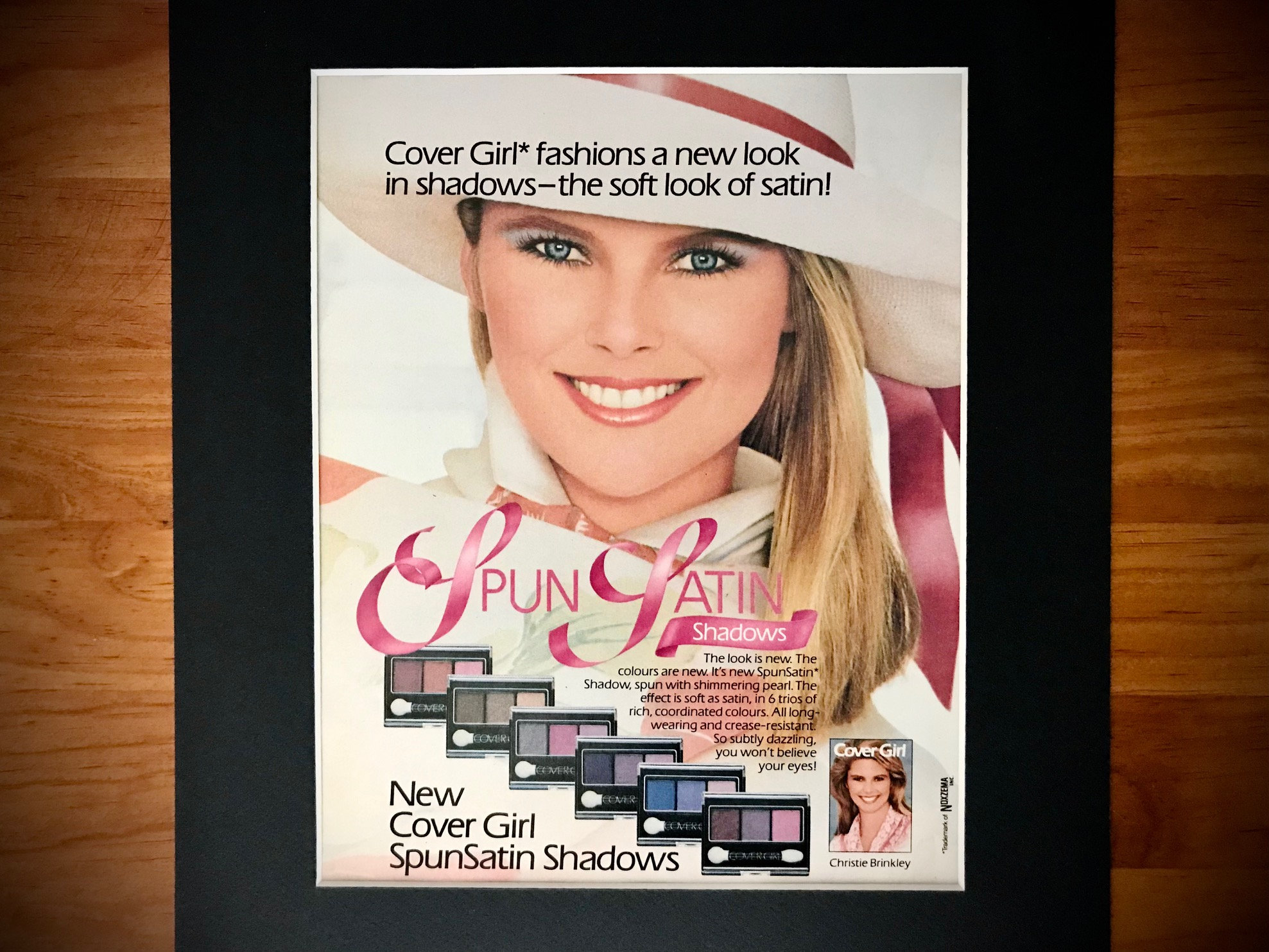1985 Christie Brinkley Cover Girl Makeup Spunsatin Shadows Super