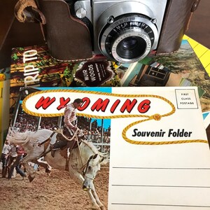 Wyoming Souvenir Folder Color Colour Images Vintage Souvenir