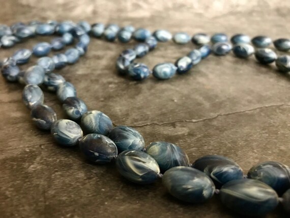 Lot of 2 Blue Beaded Rope Necklaces Marble Look P… - image 3